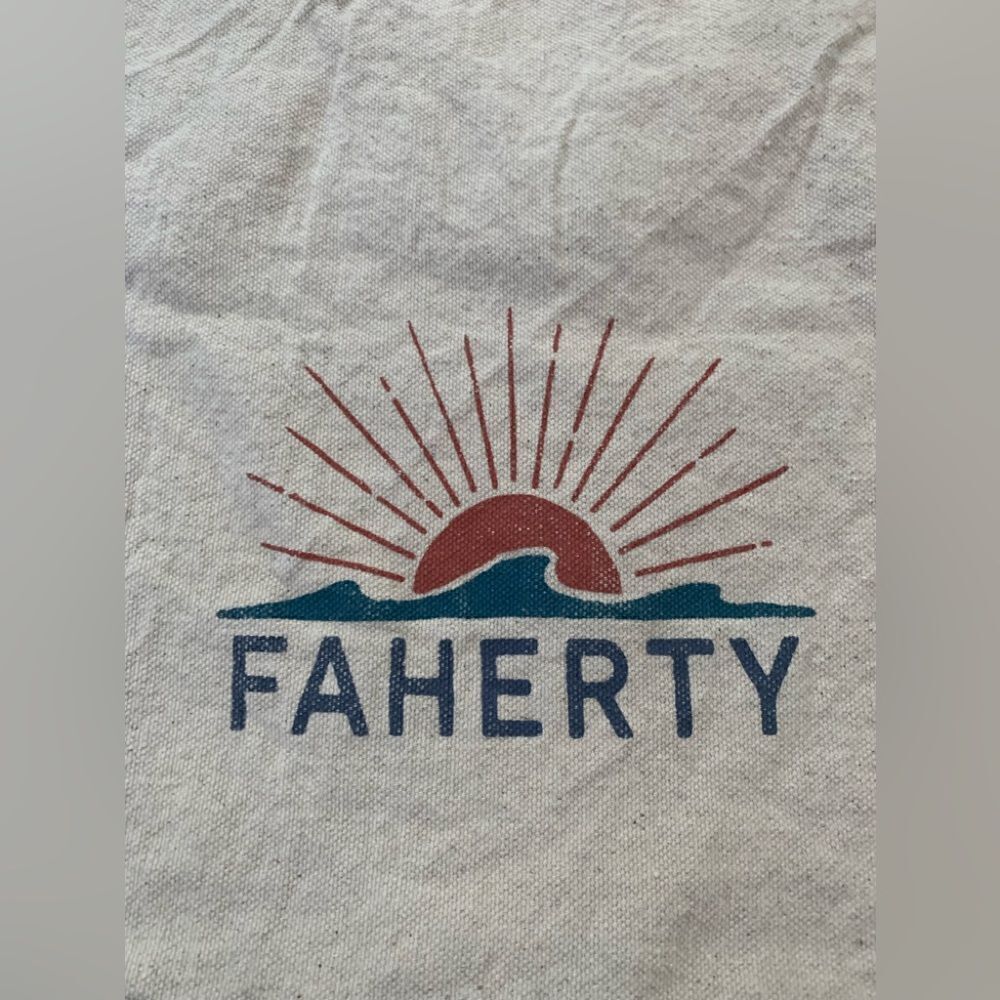 Faherty Tote - Picture 2 of 4